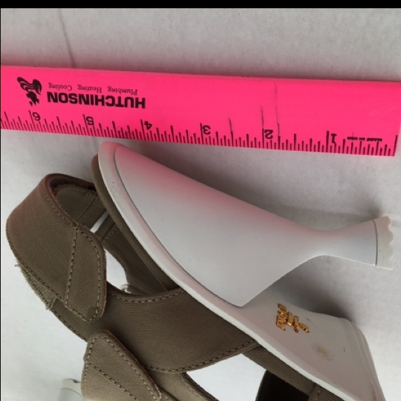 Prada sandals - Picture 3 of 14